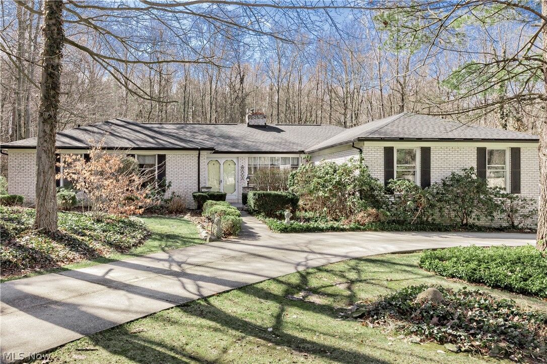 Property Photo: 14988 Surrey Downs Drive OH 44072