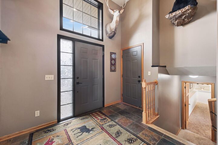 Property Photo:  1040 Preserve Boulevard  MN 55397 