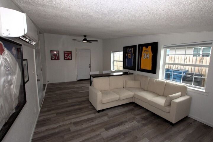 Property Photo:  302 S McKinley Avenue  MO 64801 