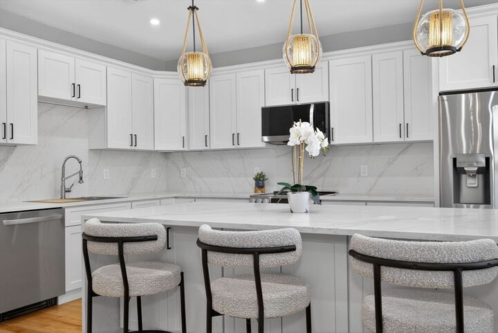 Property Photo:  60 Stanley Street 201  MA 02125 