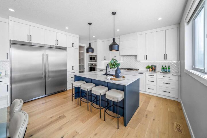 Photo de la propriété:  27 West Grove Place SW  AB T3H 1Z4 