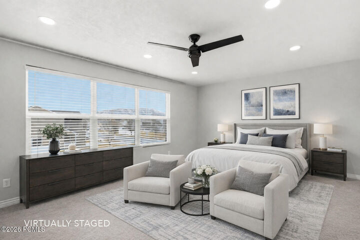 Property Photo:  2303 E Hawthorne Street  UT 84043 