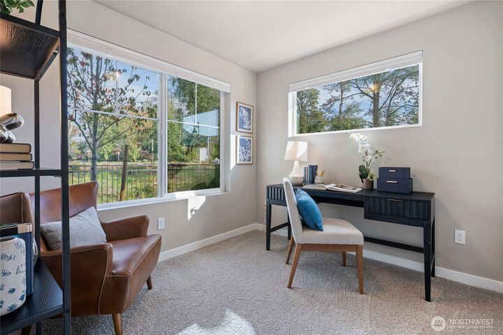 Property Photo:  14424  Madison Way D4  WA 98087 