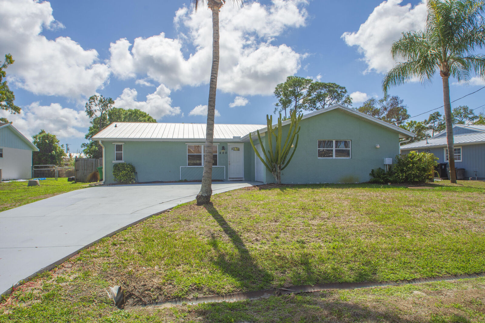 Property Photo: 480 SE Evergreen Terrace FL 34983
