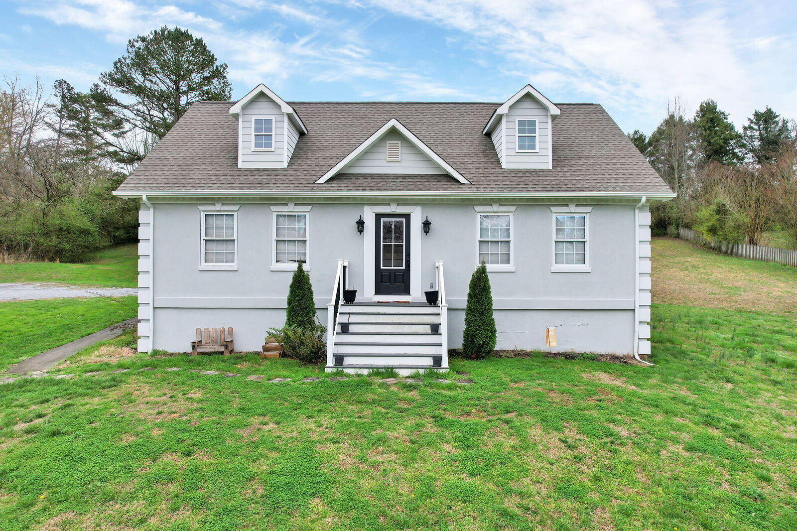 Property Photo:  137 County Road 244  TN 37303 