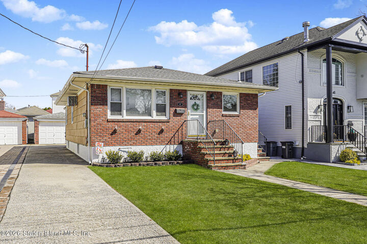 Property Photo:  37 Barton Avenue  NY 10306 