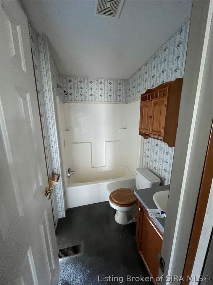 Property Photo:  1011 S Shook Street  IN 47037 