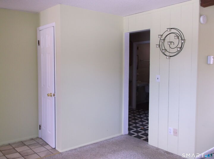 Property Photo:  346 Lebanon Avenue 4  CT 06415 