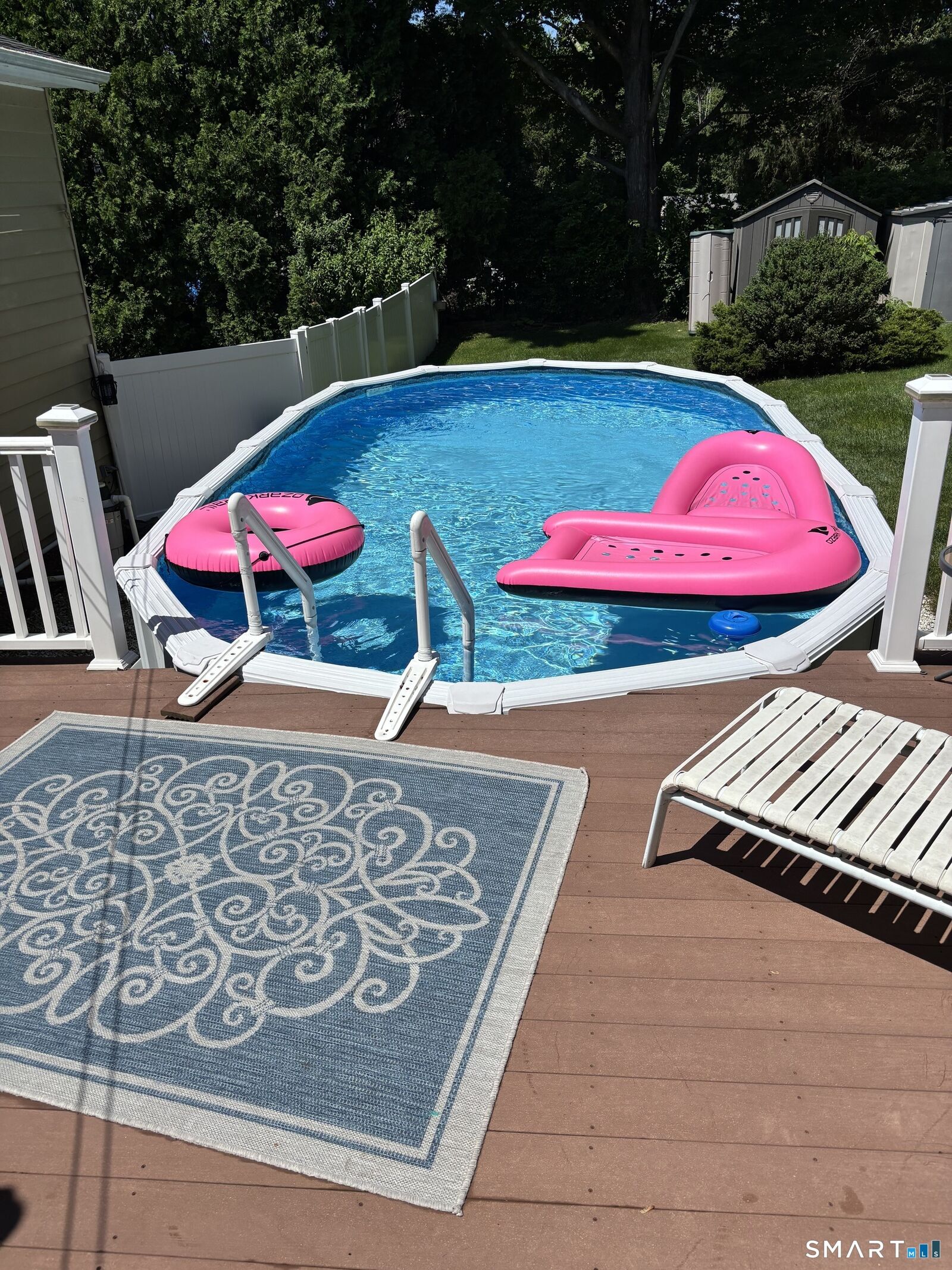 Property Photo:  7 Bittersweet Drive  CT 06811 