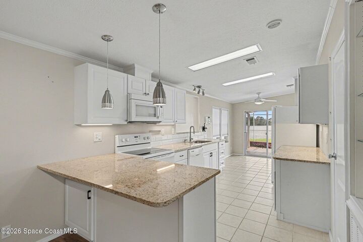 Property Photo:  333 Meridian Run Drive  FL 32926 