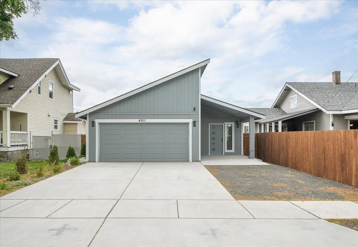 Property Photo:  4911 N Martin St  WA 99207 