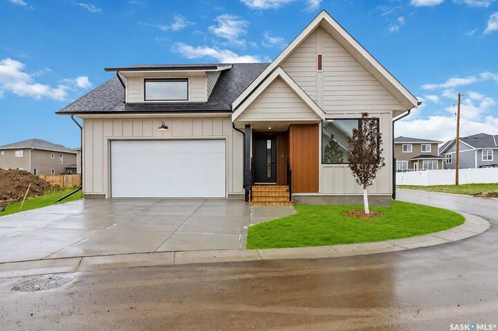 105 Hathway Crescent 29 — photo 1