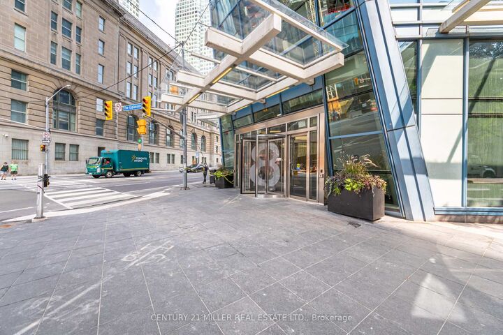 Property Photo:  8 The Esplanade N/A 3705  ON M5E 0A6 