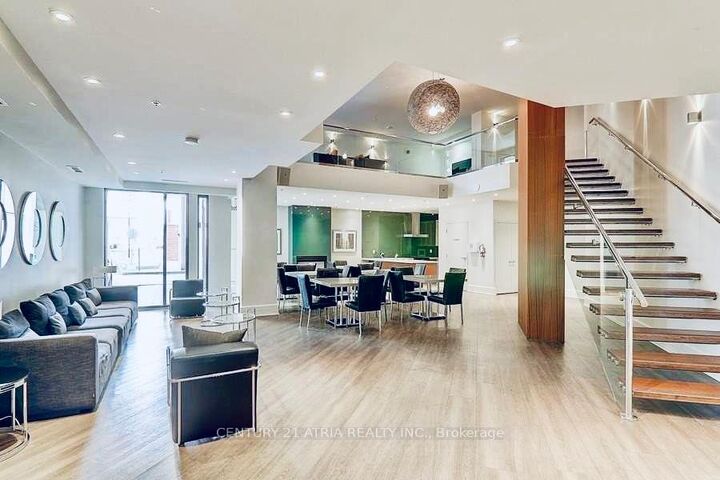 Photo de la propriété: 111 Elizabeth Street 208 ON M5G 1P7