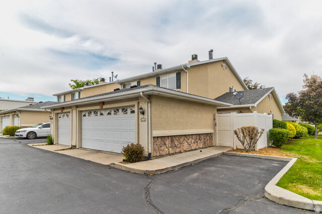 Property Photo:  4752 W Italian Ct S  UT 84084 