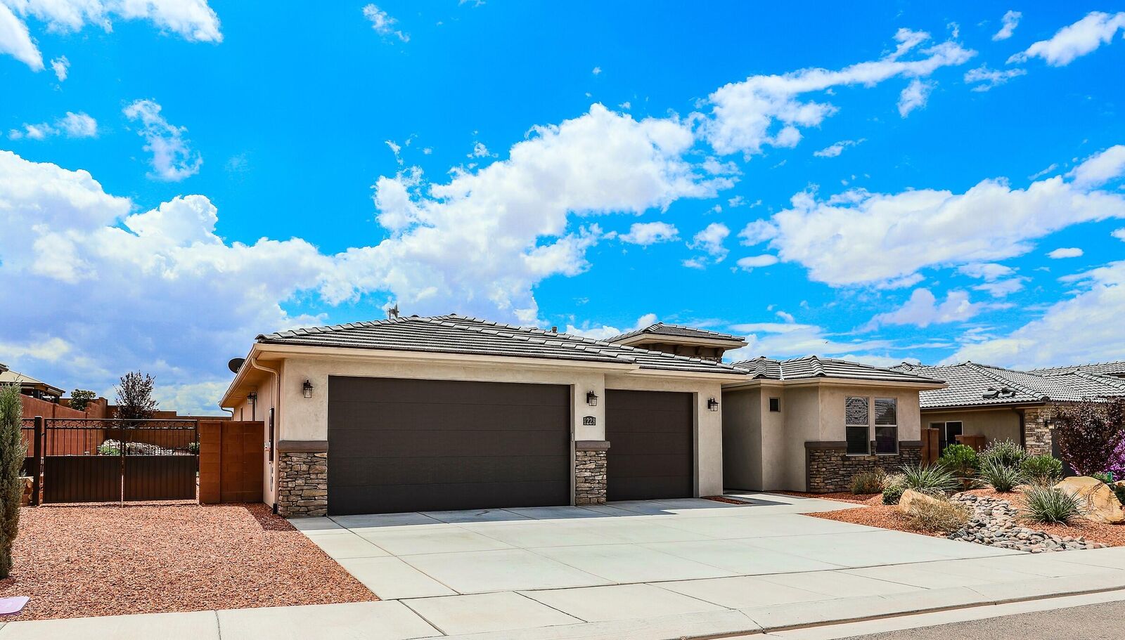 Property Photo:  1228 E Gordon Ln  UT 84780 