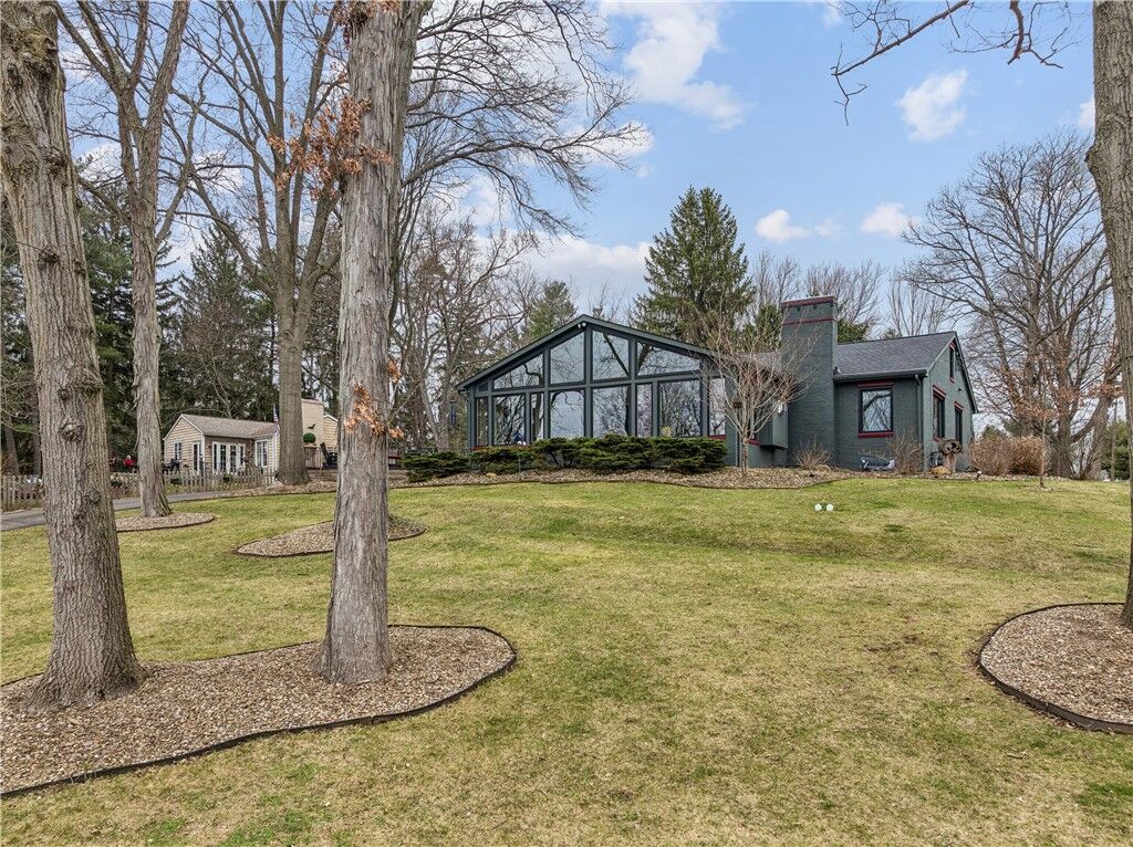 Property Photo: 502 Westview Drive PA 15009
