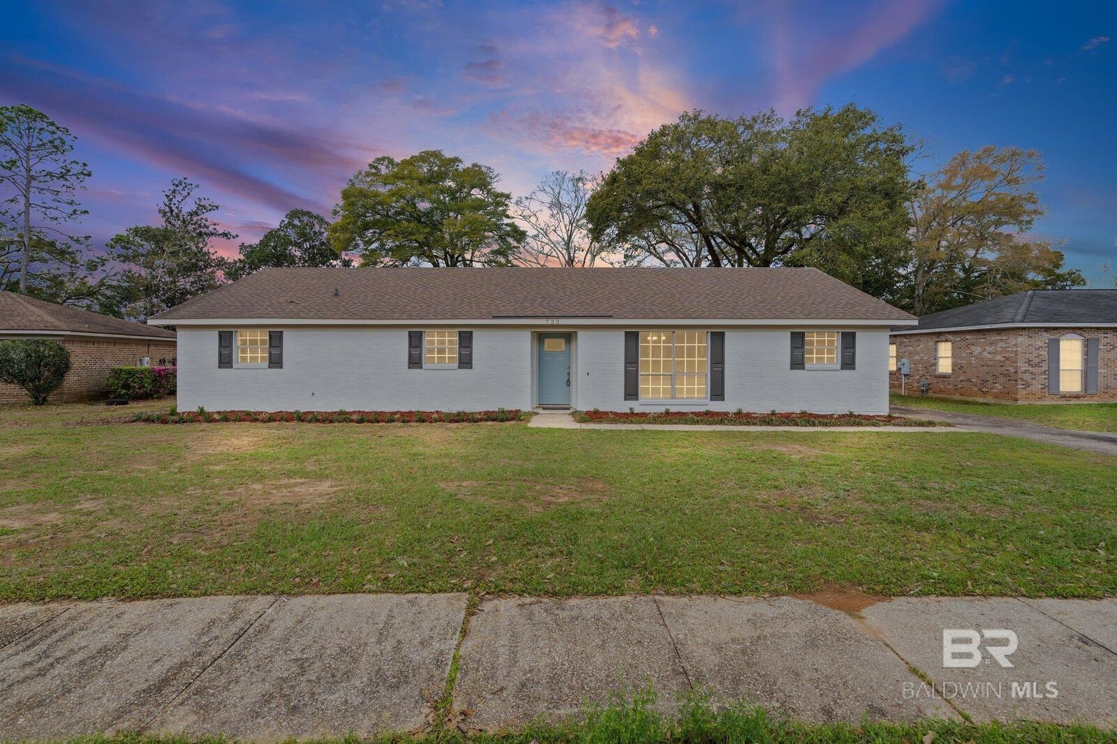 Property Photo: 732 Oak Field Drive AL 36609