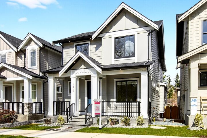 Property Photo:  16717 25A Avenue  BC V3Z 0B1 