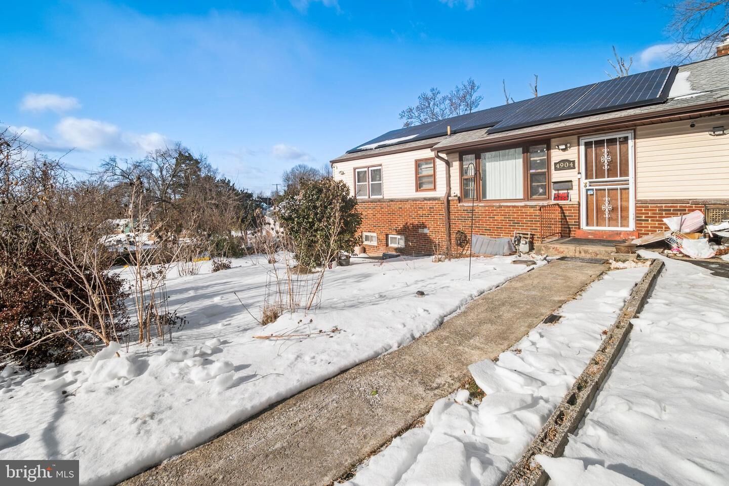 Property Photo:  4904 56th Place  MD 20781 