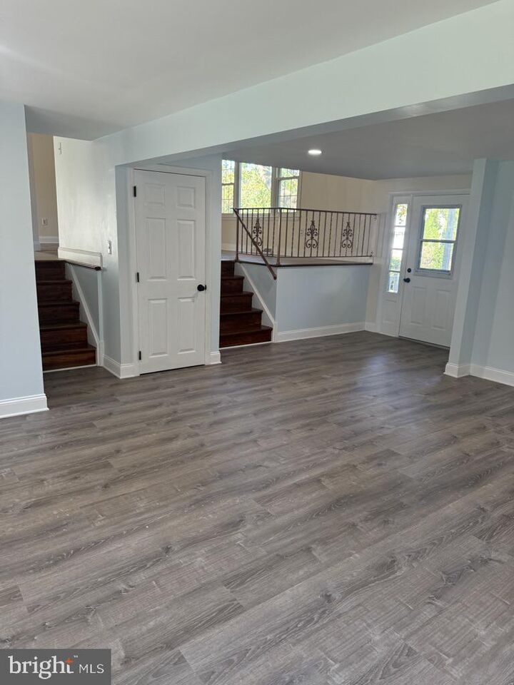 Property Photo: 520 Hedgerow Lane PA 17601