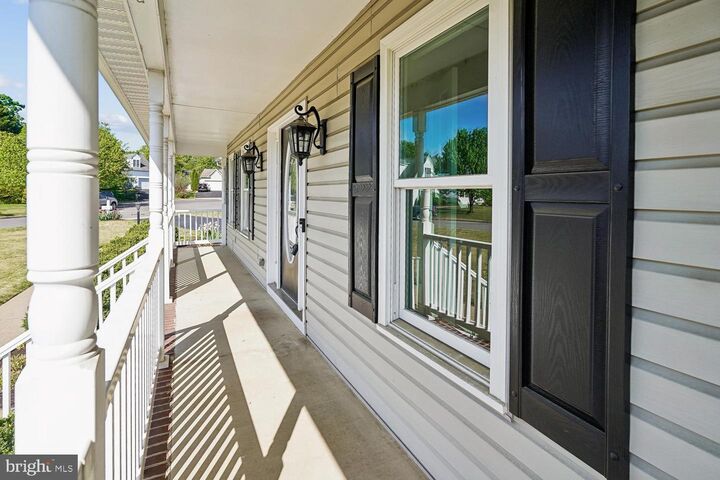 Property Photo:  10401 Bristol Court  VA 22408 