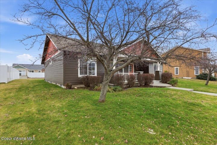 Property Photo:  6810 W Soldier Creek Ave  ID 83858 