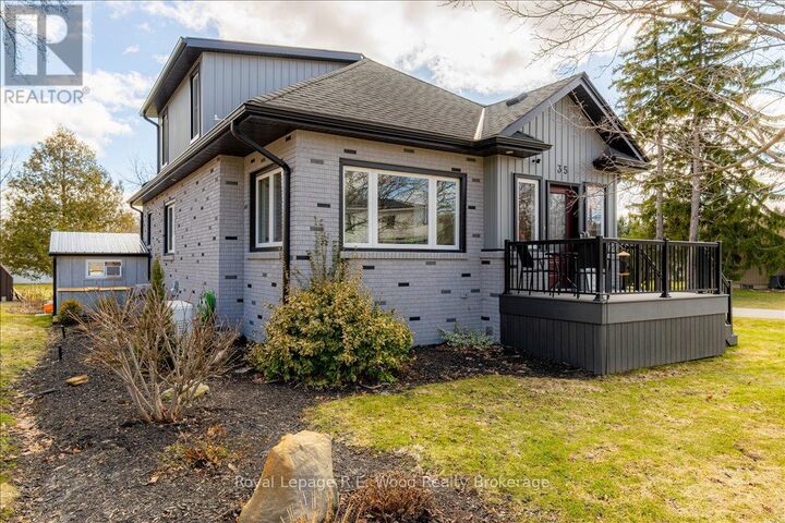 Photo de la propriété:  35 Church Street East  ON N0J 1C0 