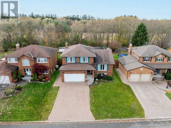 Photo de la propriété:  118 Waverly Street North  ON L1J 8G5 