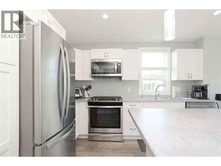Property Photo: 415 Commonwealth Road 291 BC V1V 1P4
