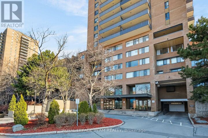 Property Photo: 515 St Laurent Boulevard South 1809 ON K1K 3X5