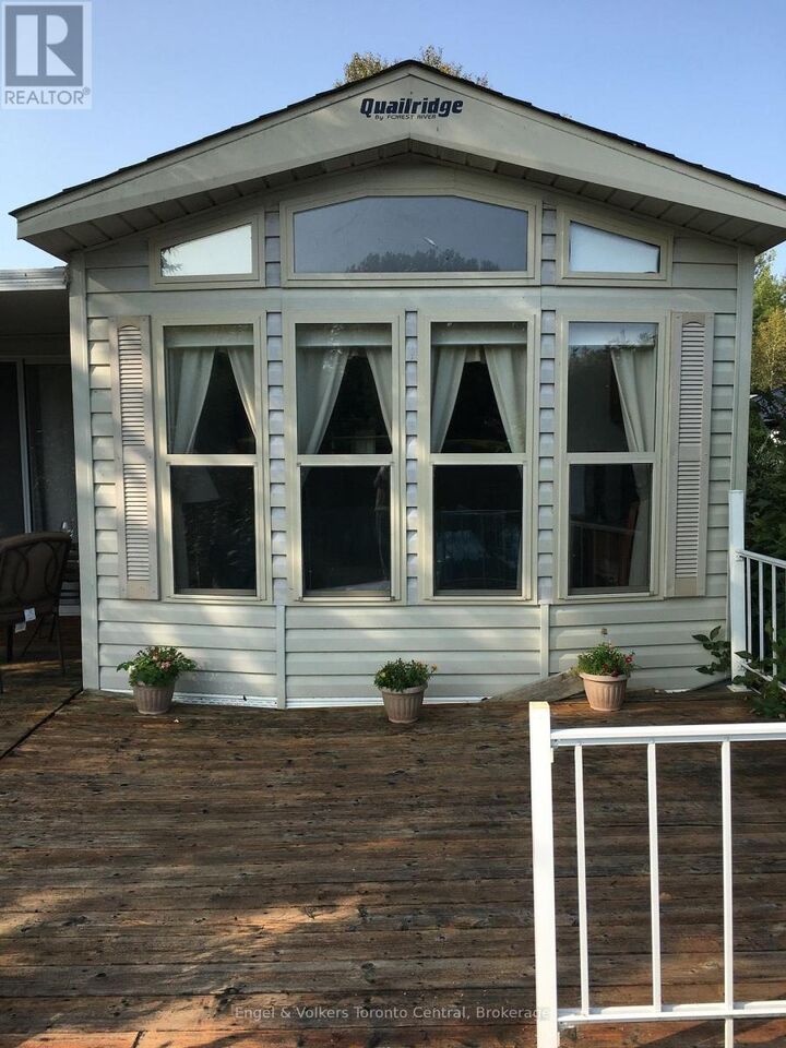 Property Photo: 7489 Sideroad 5 East B6 ON N0G 2L0