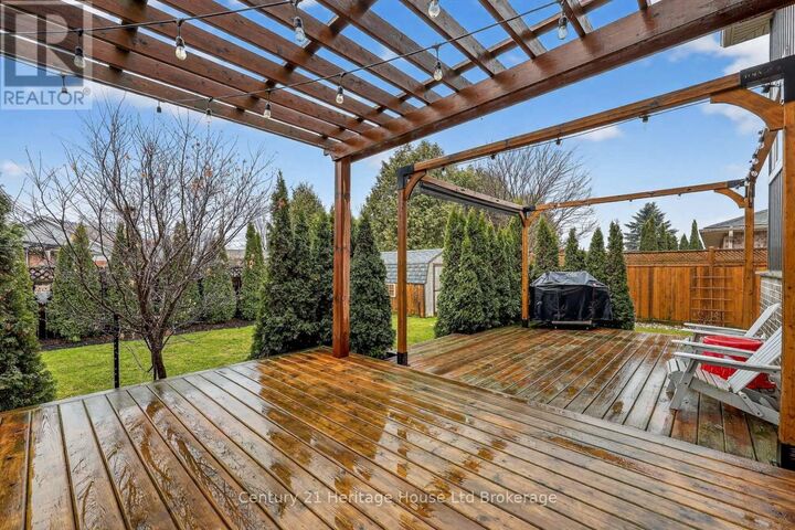 Photo de la propriété:  36 Windemere Avenue  ON N4G 5M9 