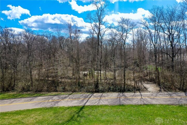 Property Photo: 3385 Baronwood Boulevard OH 45440