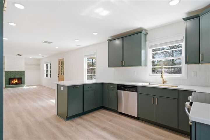 Property Photo: 1770 Woodland Trail GA 30041