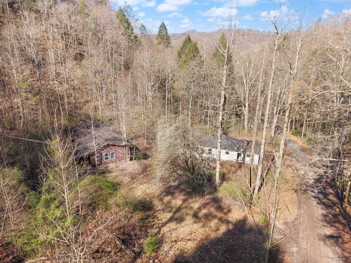 Property Photo:  482 Dinah Blair Hollow Road  KY 41858 