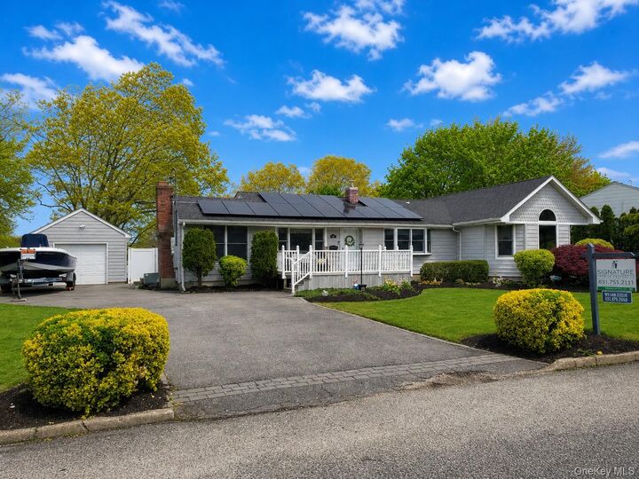 Property Photo:  98 Fawn Lane E  NY 11720 