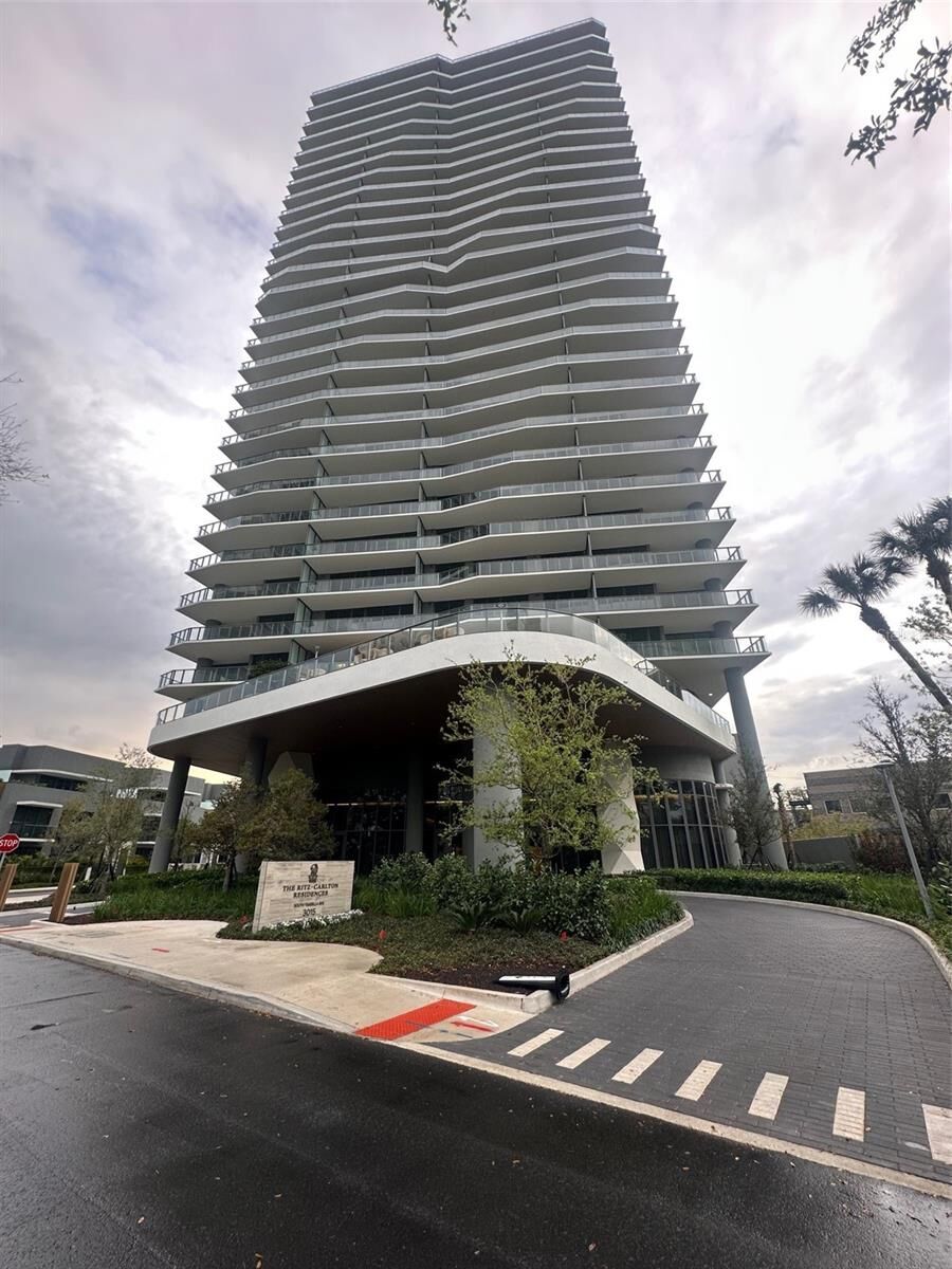 Property Photo:  3015 S Ysabella Avenue 1103  FL 33629 