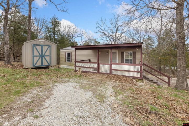 Property Photo:  18581 West Avenue  AR 72644 