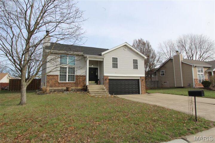 Property Photo:  804 Woolwick Court  MO 63304 