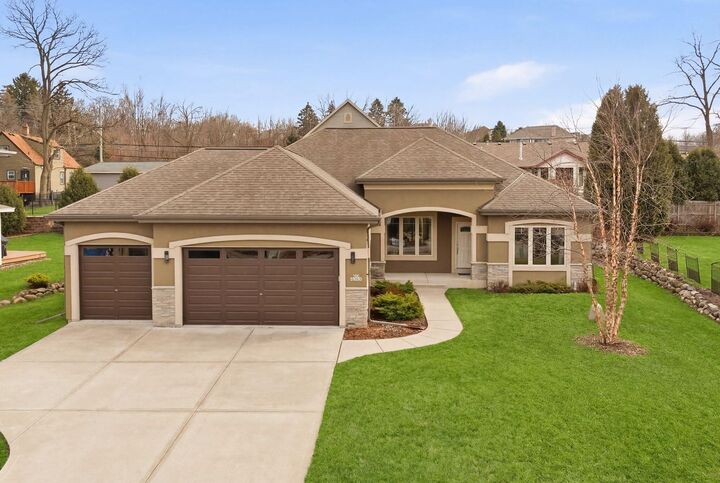 Property Photo:  N27w27075 Woodland Dr  WI 53072 