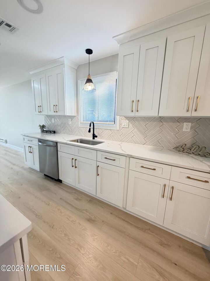 Property Photo:  81 Amberly Drive  NJ 07726 