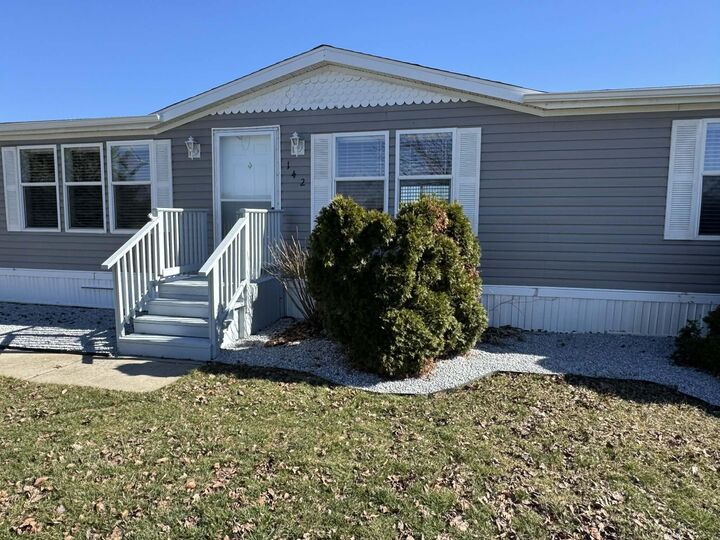 Property Photo:  7204 E Grand River Ave  MI 48875 