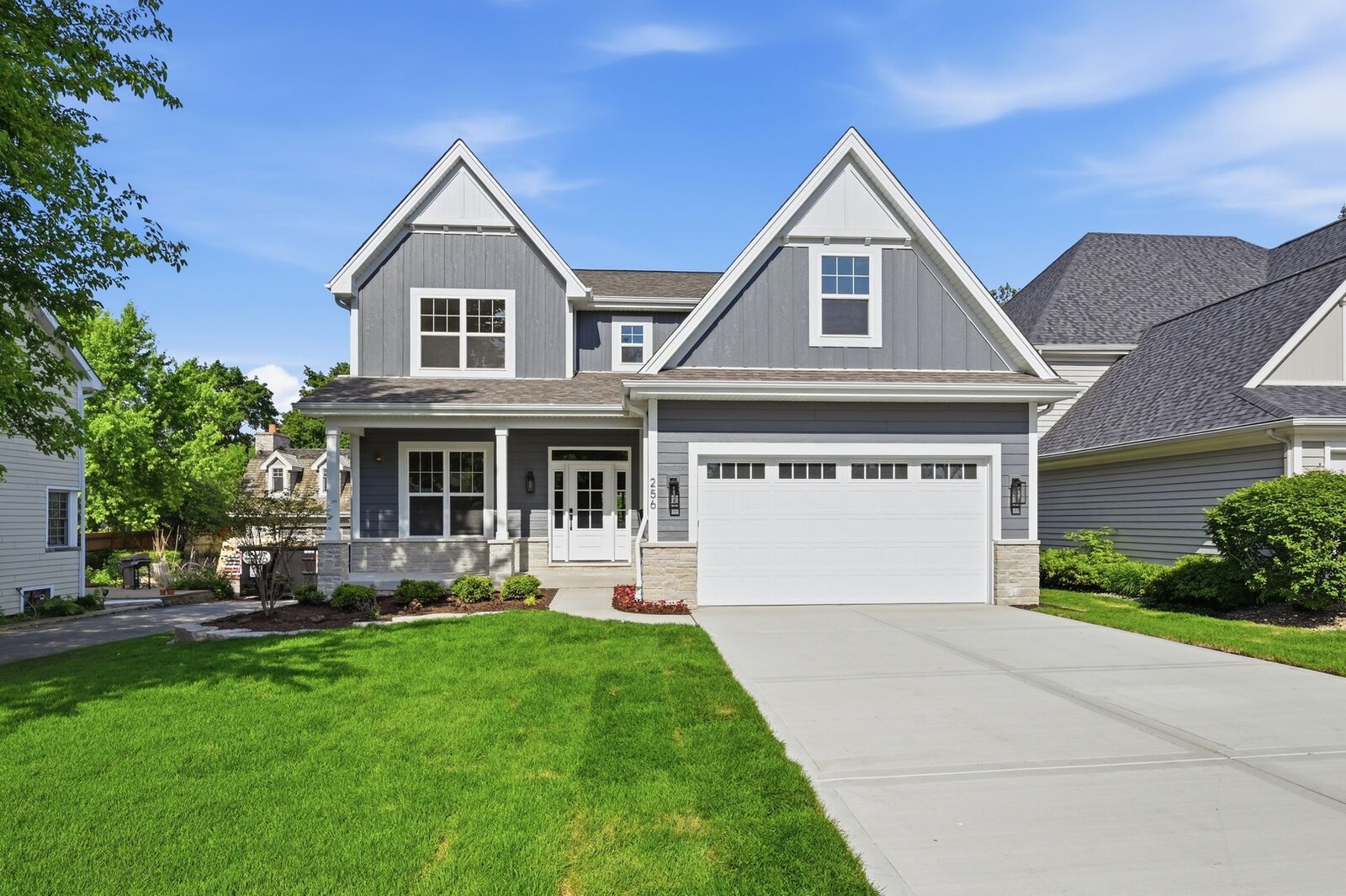 Property Photo: 256 Coe Road IL 60514