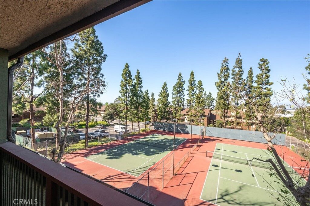 Property Photo:  2512 E Willow Street 104  CA 90755 