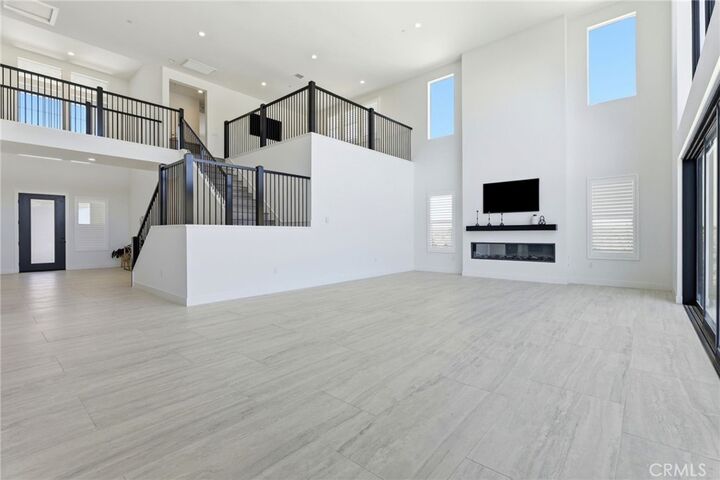 Property Photo:  22801 Seaqua Circle  CA 91311 