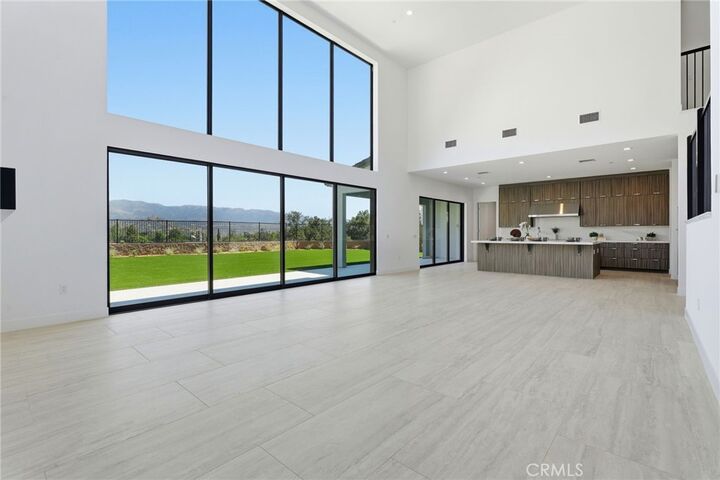 Property Photo:  22801 Seaqua Circle  CA 91311 