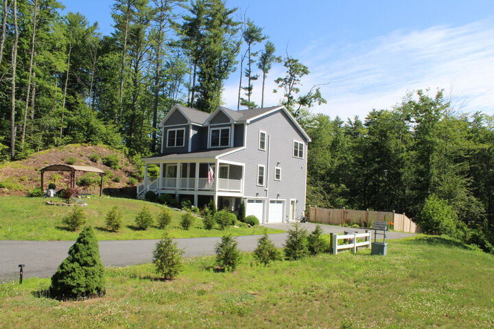 Property Photo:  26 Channel Lane  ME 04073 