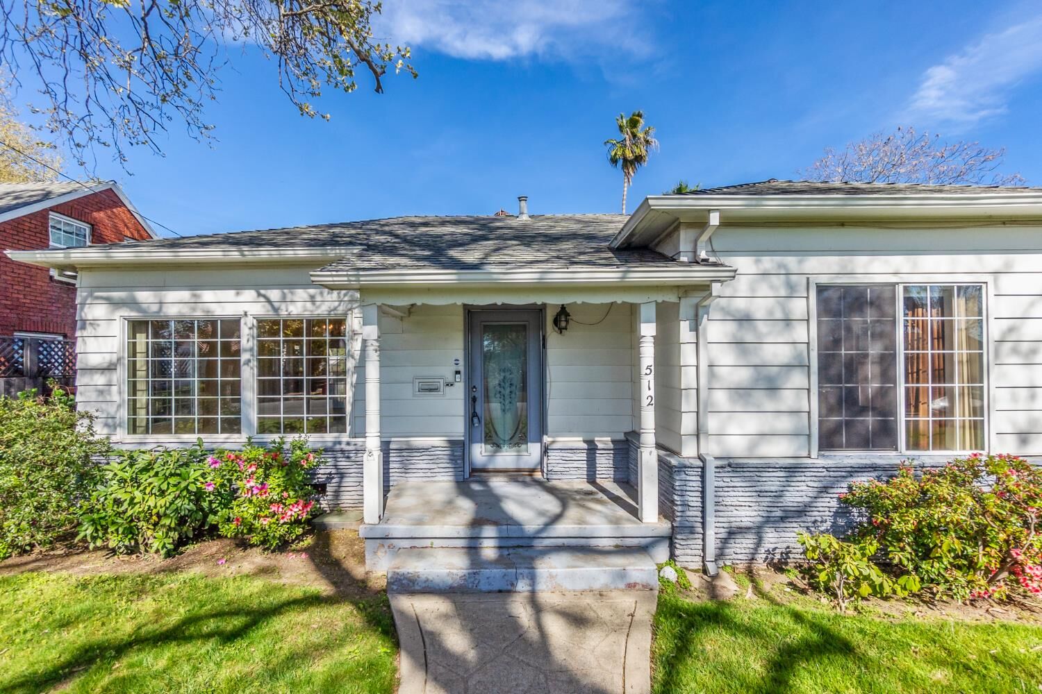 Property Photo:  512 Encinal Avenue  CA 95678 