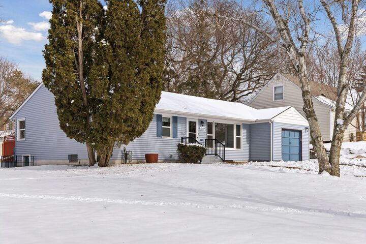 Property Photo:  1947 Yorkshire Court  MN 55116 